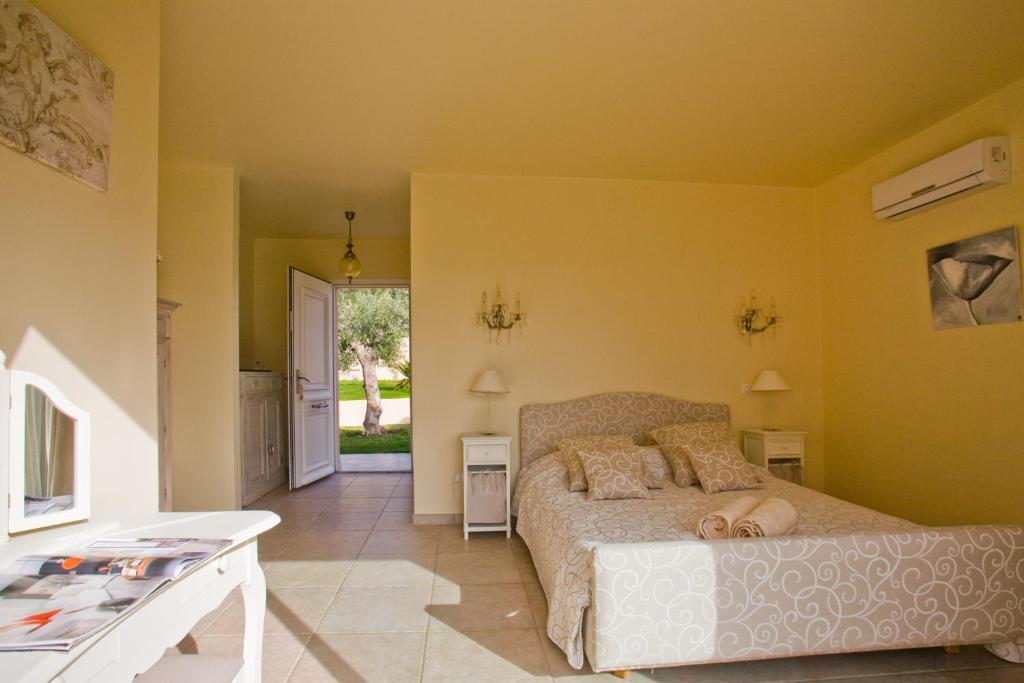 Villa La Vista Lumio  Pokoj fotografie