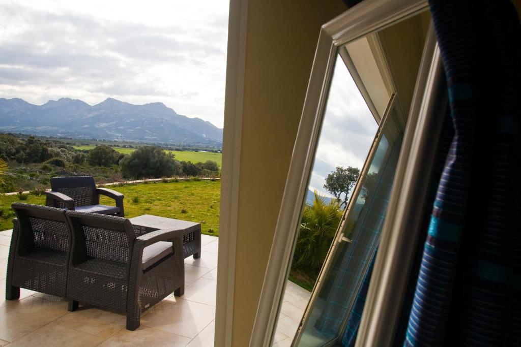 Villa La Vista Lumio  Pokoj fotografie